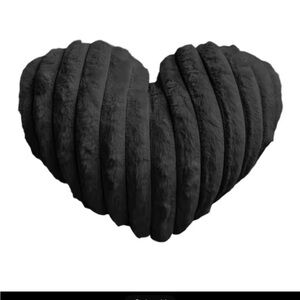 Luxurious Black Heart-Shaped Accent Pillow